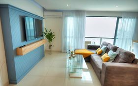 Modern, Large 3Bedroom, Spectacular Views Goslm-9