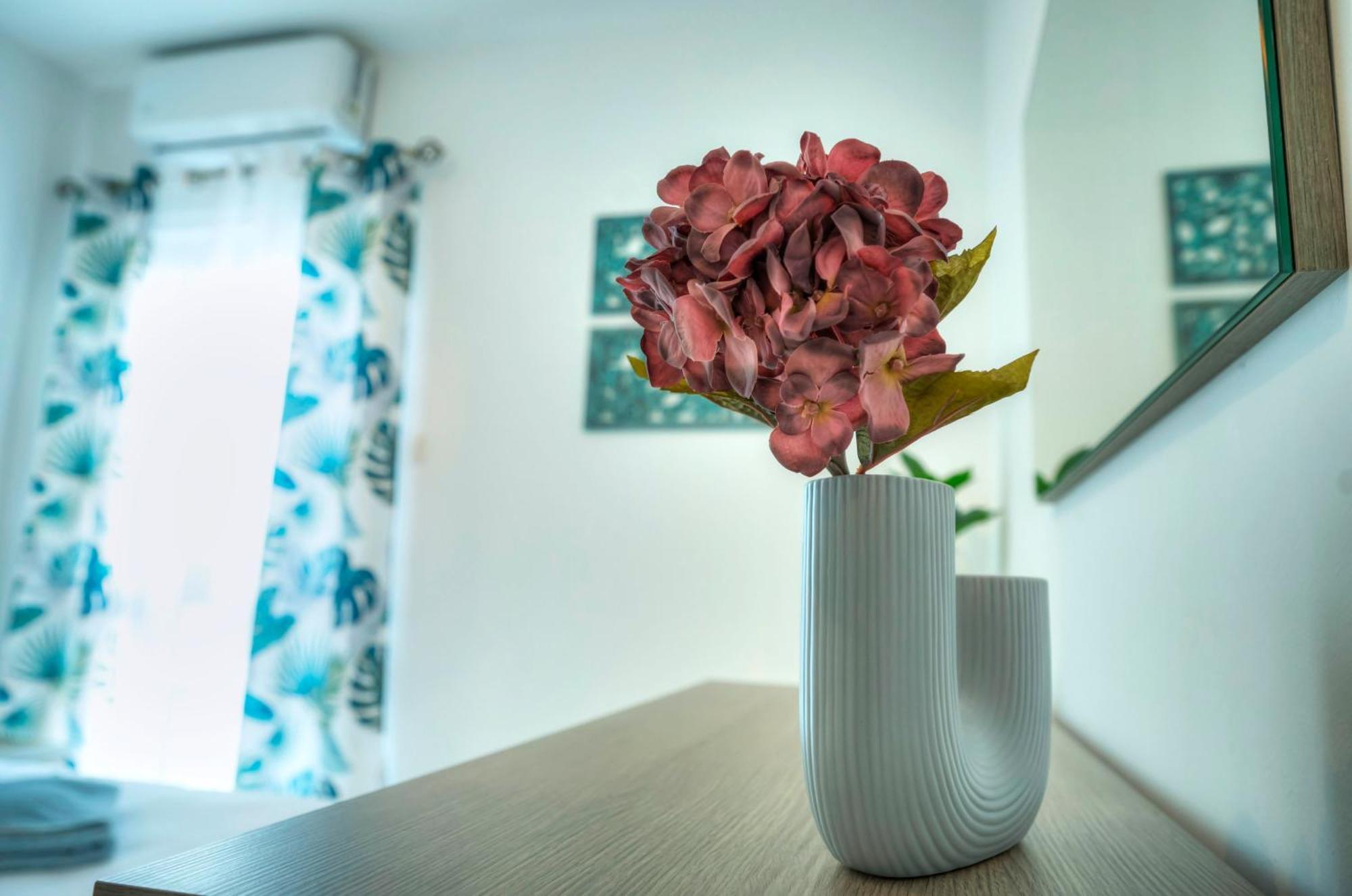 Modern, Large 3Bedroom, Spectacular Views Goslm-9 Sliema Extérieur photo